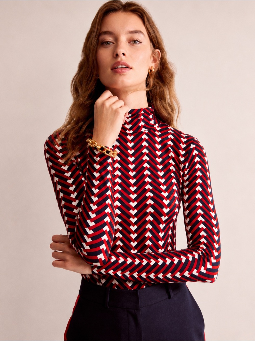 Boden Polly Jersey Top Red Navy White Chevron Turtleneck Size 8